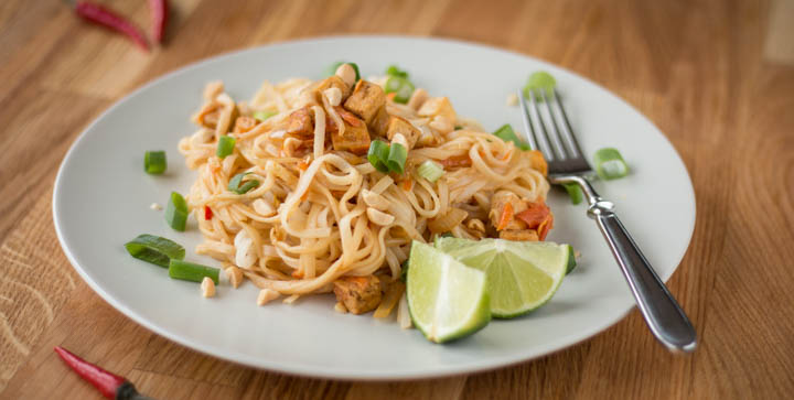 Eine Portion veganes Pad Thai