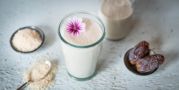 Selbstgemachter Reis-Kokos-Drink: Leckere Erfrischung aus nur 5 Zutaten